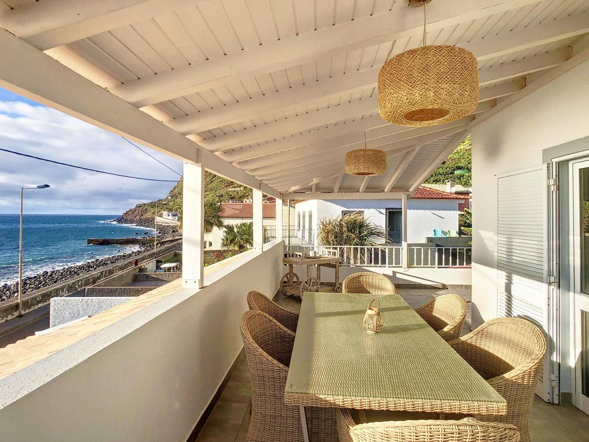 Naya Beach House By Lovelystay Malseira Eksteriør billede