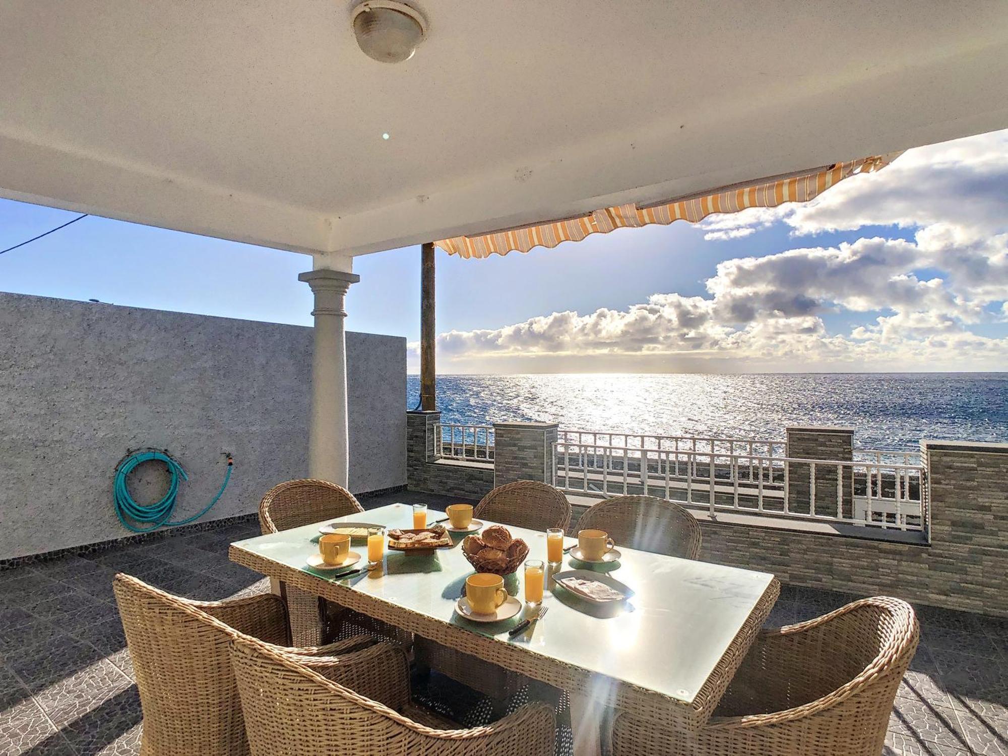 Naya Beach House By Lovelystay Malseira Eksteriør billede